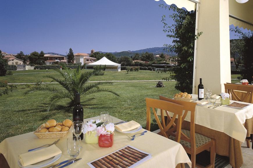 4 Sterne Familienhotel: Blu Hotel Morisco - Cannigione, Sardinien, Bild 5