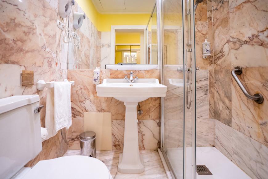 3 Sterne Hotel: Grande Hotel Do Porto - Porto, Costa Verde, Bild 6