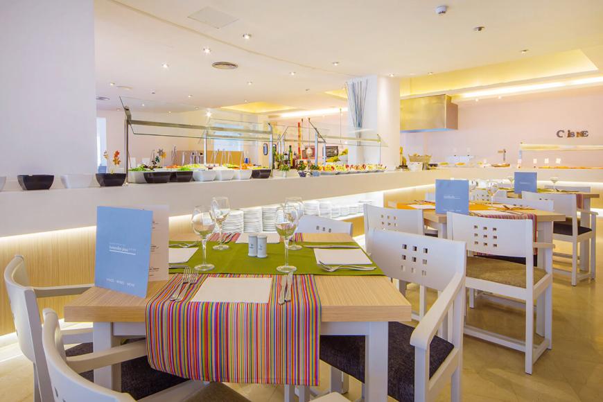 4 Sterne Familienhotel: Fontanellas Playa Aparthotel - Can Pastilla, Mallorca (Balearen), Bild 5