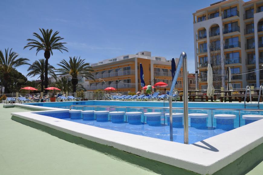 1 Sterne Hotel: Gami Hotel Adults Only - Cala Ratjada, Mallorca (Balearen)