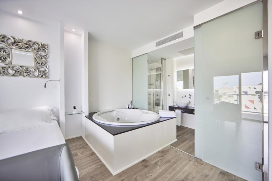 4.5 Sterne Hotel: Astoria Playa - Adults Only - Alcudia, Mallorca (Balearen), Bild 9