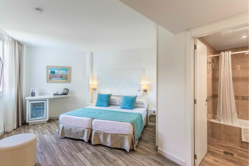 4 Sterne Familienhotel: Fergus Style Cala Blanca Suites - Santa Ponsa, Mallorca (Balearen), Bild 7