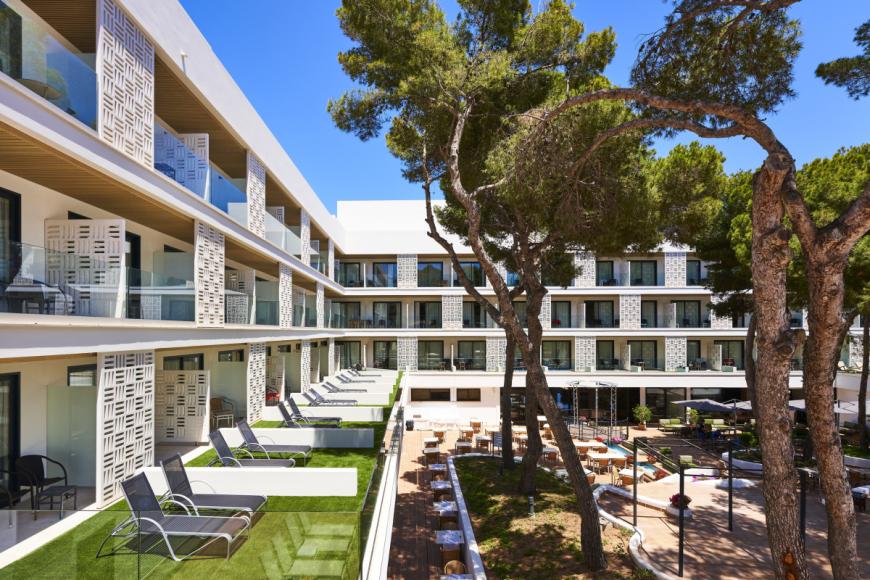 4 Sterne Hotel: S'Entrador Playa Hotel & Spa - Cala Ratjada, Mallorca (Balearen)