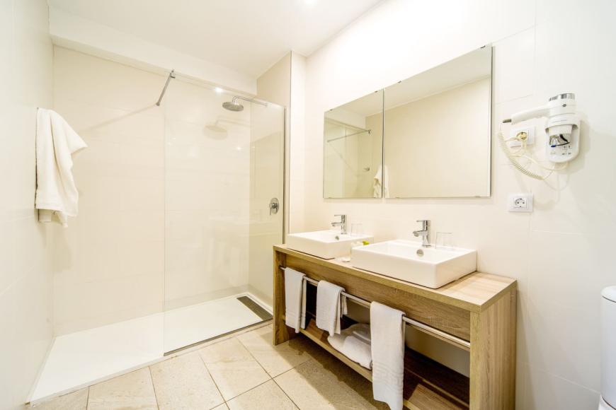 4 Sterne Familienhotel: Hotel Atolon & Kaafu Beach Club - Cala Bona, Mallorca (Balearen), Bild 10