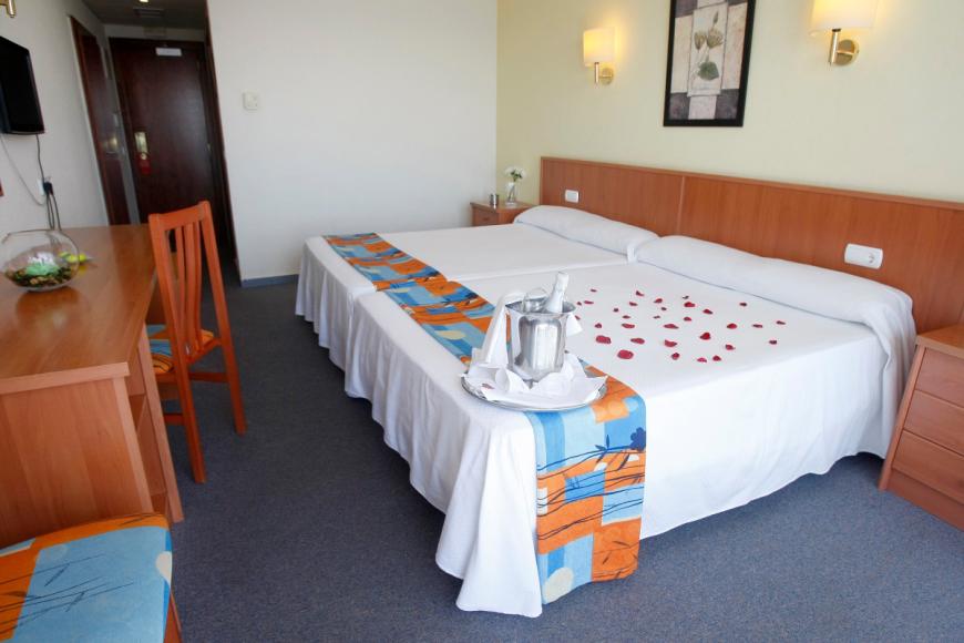 4 Sterne Hotel: Natura Park - Comarruga, Bild 4