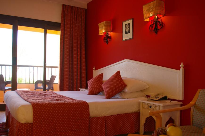 4 Sterne Hotel: Flamenco Beach & Flamenco Resort - El Quseir, Rotes Meer