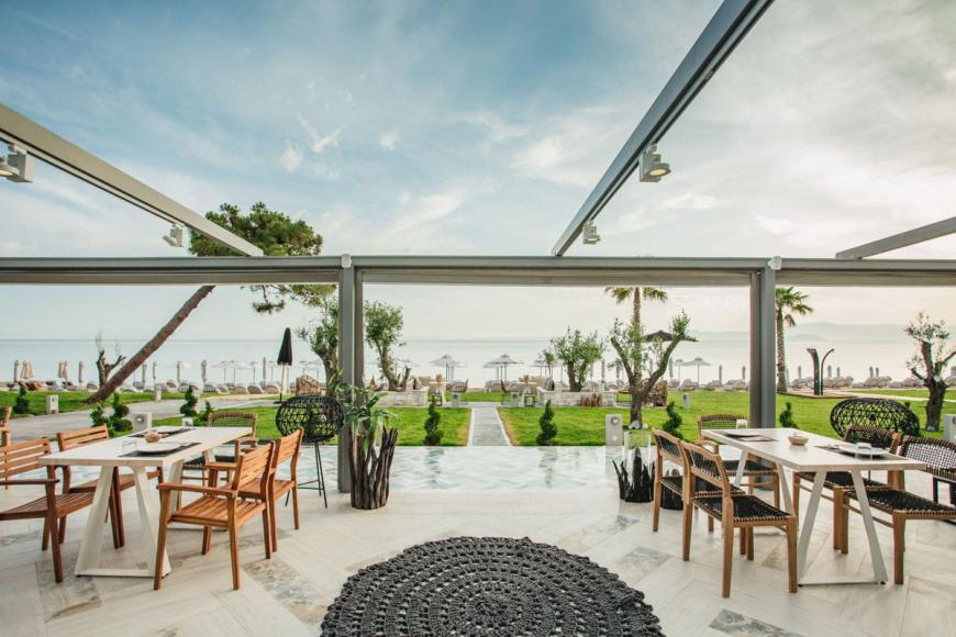 4 Sterne Hotel: Blue Carpet Luxury Suites - Pefkohori, Chalkidiki, Bild 3