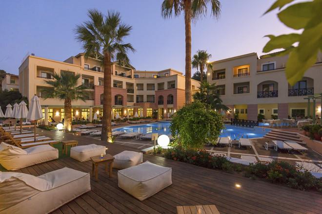 4 Sterne Hotel: Samaina Inn - Karlovasi, Samos, Bild 6