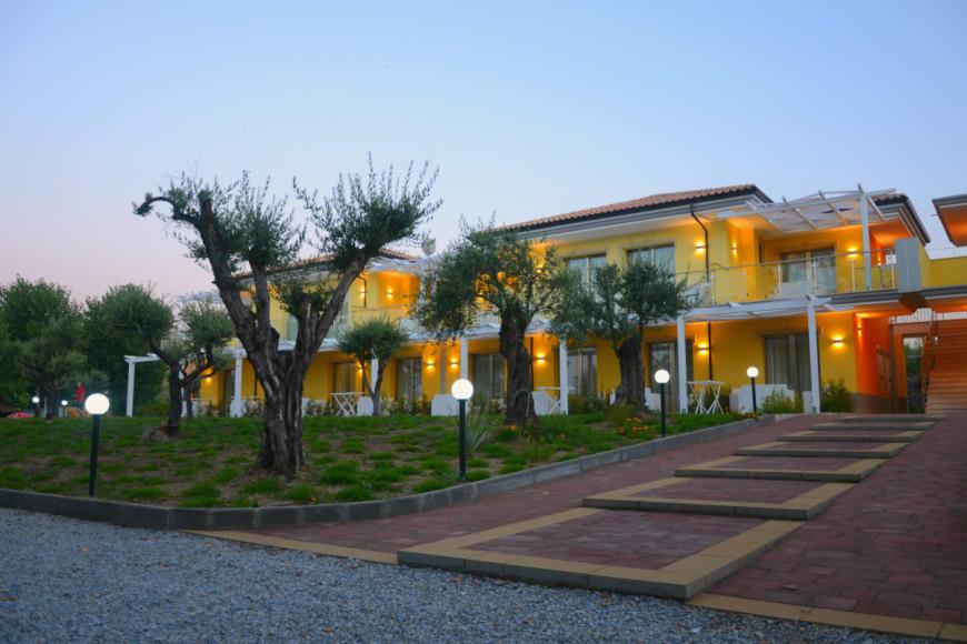 3 Sterne Hotel: Baia di Trainiti - Porto Salvo, Kalabrien