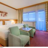 eva, VILLAGE Hotel, Bild 2