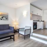 Cristian Sur, Bild 5