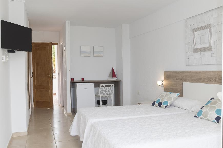 3 Sterne Hotel: Ponderosa - Playa de las Americas, Teneriffa (Kanaren), Bild 2