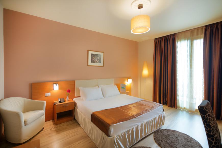 4 Sterne Hotel: Albanian Star Hotel - Durres, Durres, Bild 4