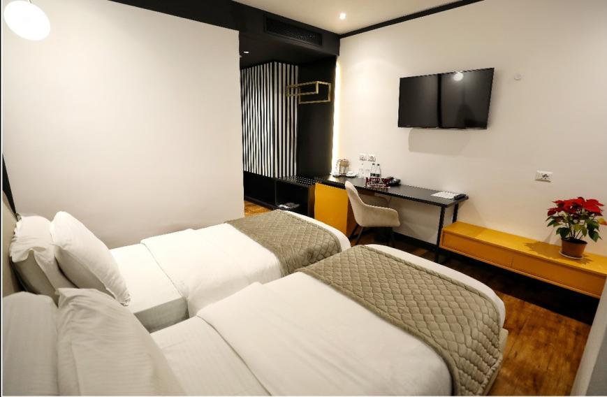 5 Sterne Familienhotel: Royal G Max - Golem, Tirana, Bild 5