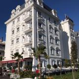 4 Sterne Hotel: Flower Hotel, Golem, Tirana