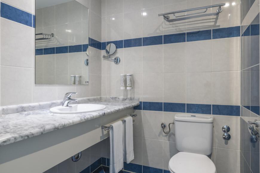 4 Sterne Hotel: Iberostar Waves Bellevue - Becici, Montenegrinische Adriaküste, Bild 7