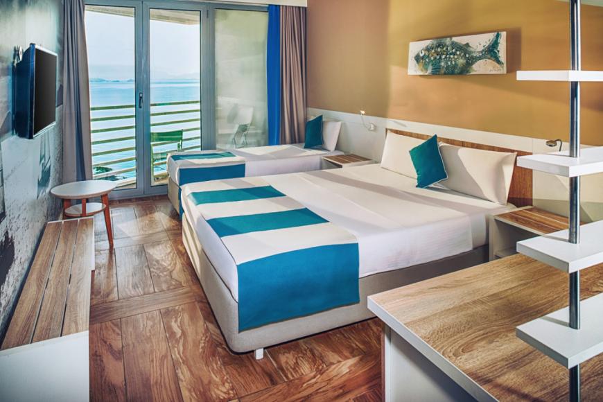 4 Sterne Familienhotel: Carine Hotel Delfin - Bijela, Montenegrinische Adriaküste, Bild 4