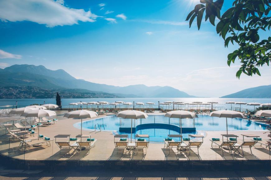 4 Sterne Familienhotel: Iberostar Waves Herceg Novi - Njivice, Montenegrinische Adriaküste, Bild 2