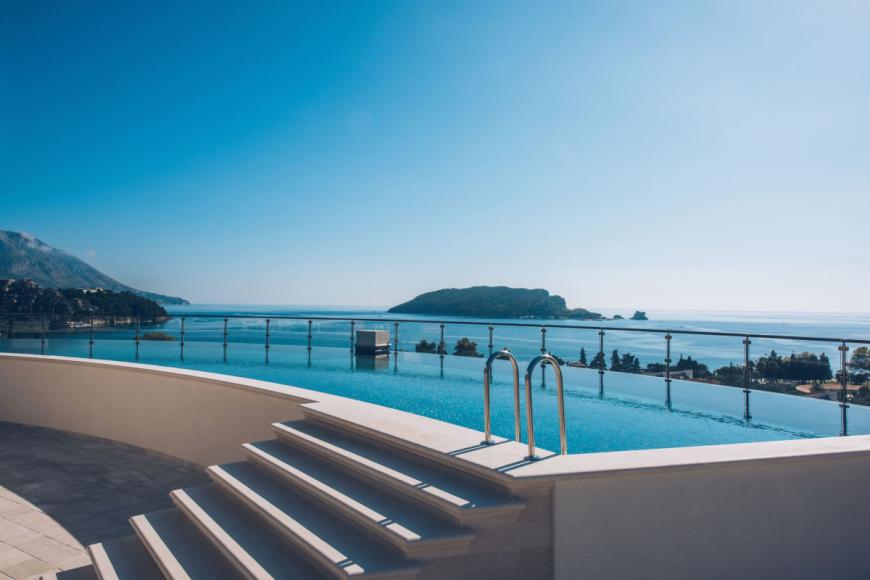 5 Sterne Hotel: Iberostar Waves Slavija - Budva, Montenegrinische Adriaküste, Bild 2