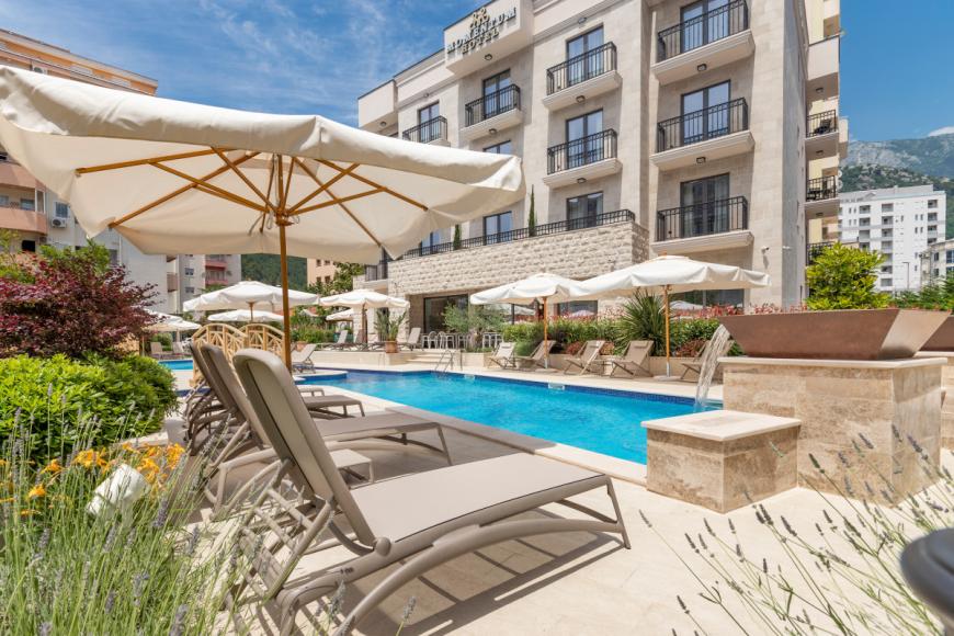 4 Sterne Hotel: Boutique Hotel Momentum by Aycon - Budva, Montenegrinische Adriaküste, Bild 1