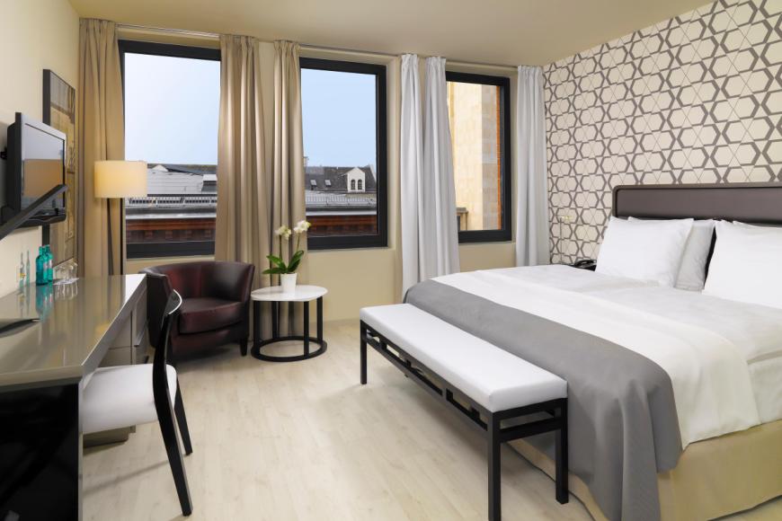 4 Sterne Hotel: H10 Berlin Ku'damm - Berlin, Berlin, Bild 3