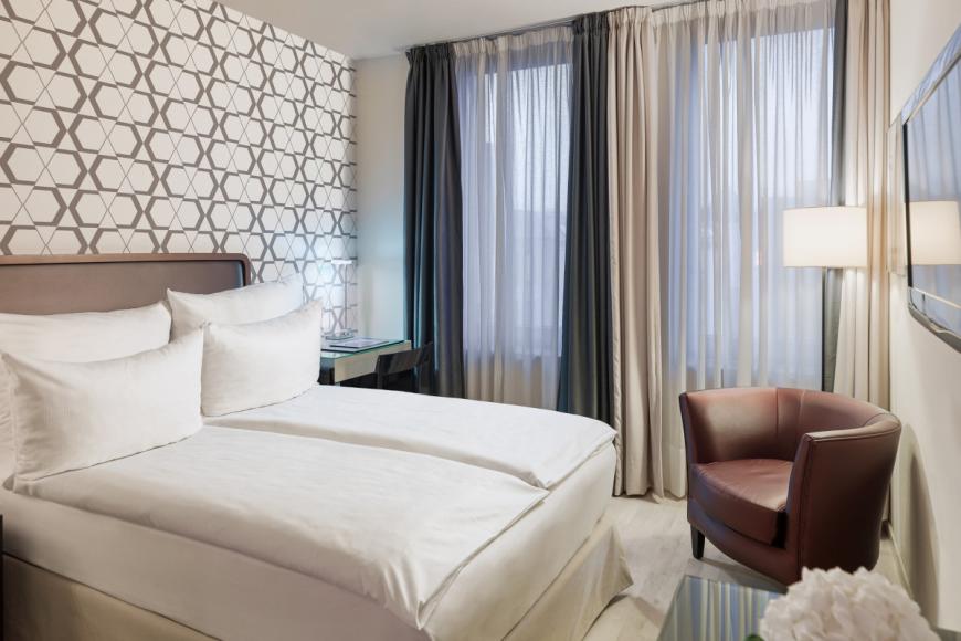 4 Sterne Hotel: H10 Berlin Ku'damm - Berlin, Berlin, Bild 2