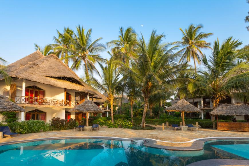 3.5 Sterne Familienhotel: AHG Waridi Beach Resort & Spa - Kiwengwa, Sansibar