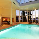 Hotel Flora Park By Turismark, Hallenbad
