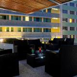 Fenix Garden, Lobby