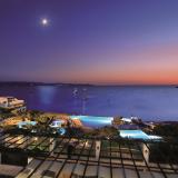 Colonna Grand Hotel Capo Testa, Umgebung