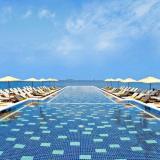 Centara Grand Island Resort & Spa, Pool