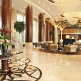 Khalidiya Palace Rayhaan by Rotana, Lobby