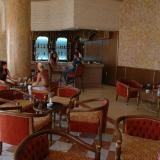 Royal Jinene, Restaurant