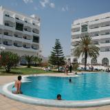 Royal Jinene, Pool