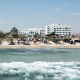 Royal Jinene, Strand