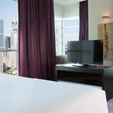 Pullman Jumeirah Lakes Towers Hotel & Residence, Bild 2