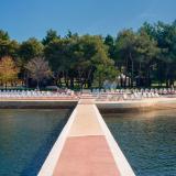 Apartments Katoro Plava Laguna, Strand