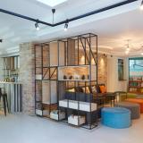 Aktinia, Lobby