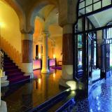 Casa Fuster, Lobby