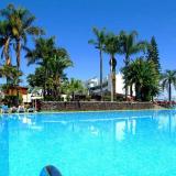 Best Semiramis, Pool