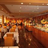 Best Semiramis, Restaurant