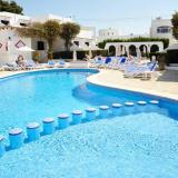 D'Or, Pool
