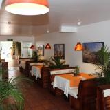 Las Faluas, Restaurant