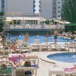 Riviera, Pool