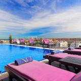 H10 Marina, Pool