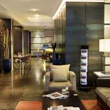 H10 Universitat, Lobby