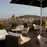 H10 Universitat, Terrasse