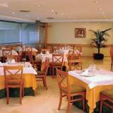 Tryp Apolo, Restaurant