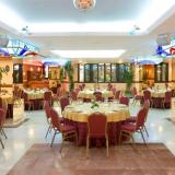 Perla Marina, Restaurant