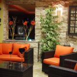 Montinho De Ouro, Lobby